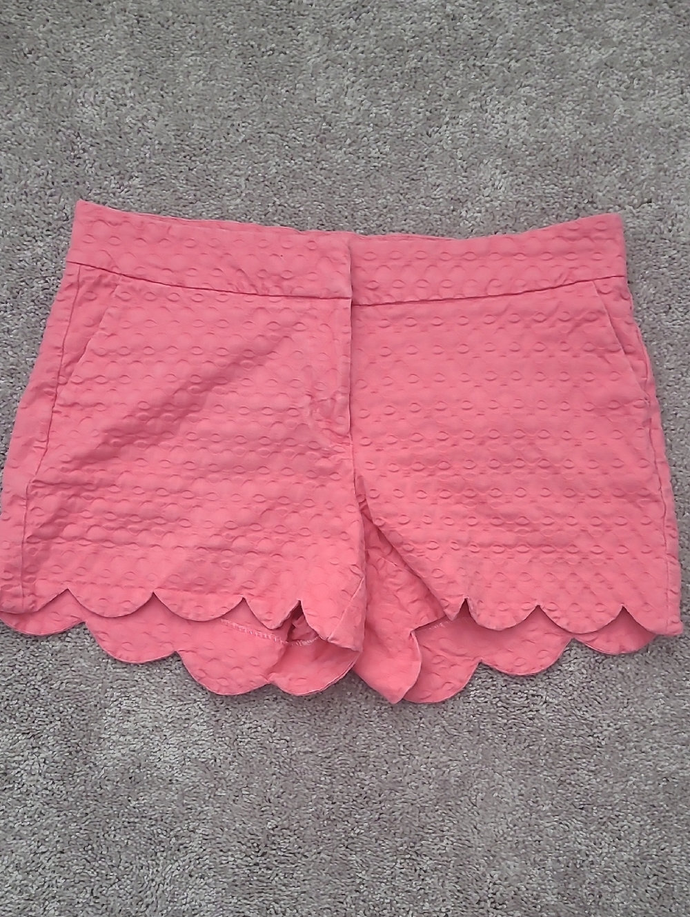 Crown & ivy Coral Eyelet Scallop Hem Shorts 3.5 Inch Inseam